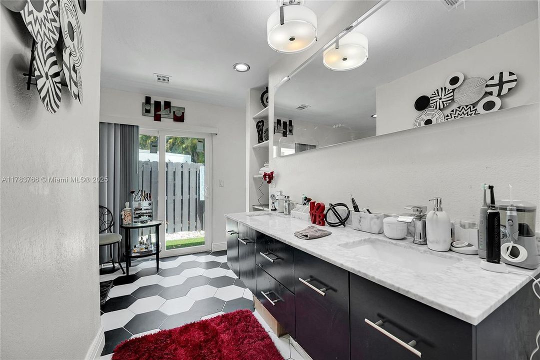 На продажу: $530,000 (3 спален, 2 ванн, 2652 Квадратных фут)