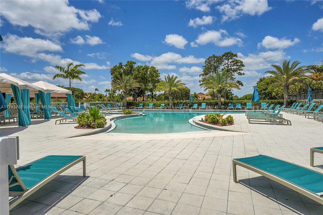 На продажу: $530,000 (3 спален, 2 ванн, 2652 Квадратных фут)