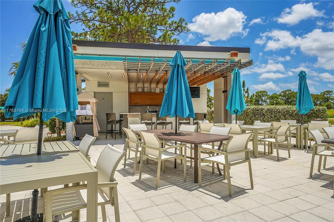 На продажу: $530,000 (3 спален, 2 ванн, 2652 Квадратных фут)