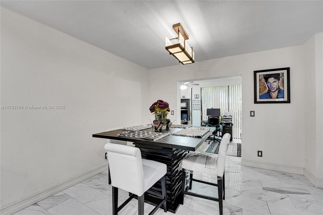 На продажу: $530,000 (3 спален, 2 ванн, 2652 Квадратных фут)