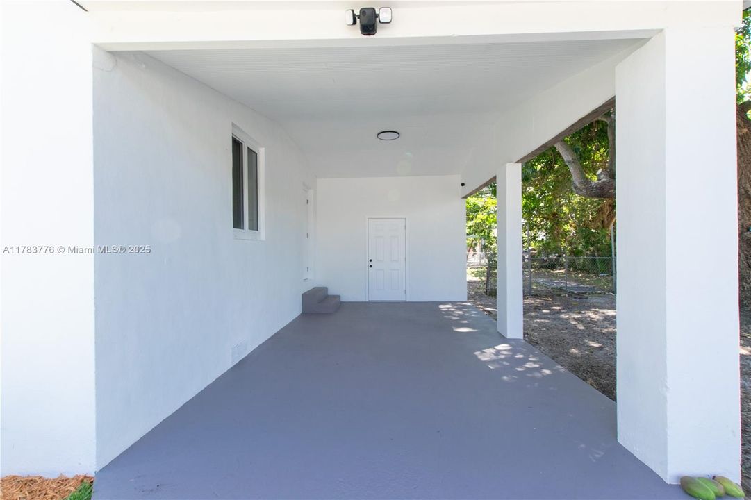 Recently Sold: $500,000 (3 beds, 2 baths, 1118 Square Feet)