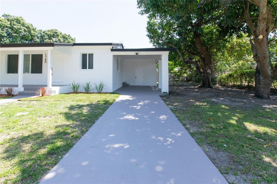 Recently Sold: $500,000 (3 beds, 2 baths, 1118 Square Feet)