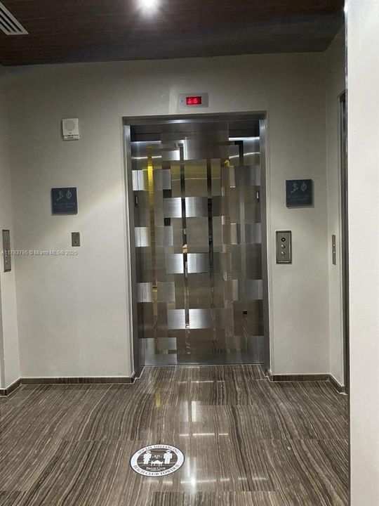 En Venta: $730,000 (1 camas, 1 baños, 844 Pies cuadrados)