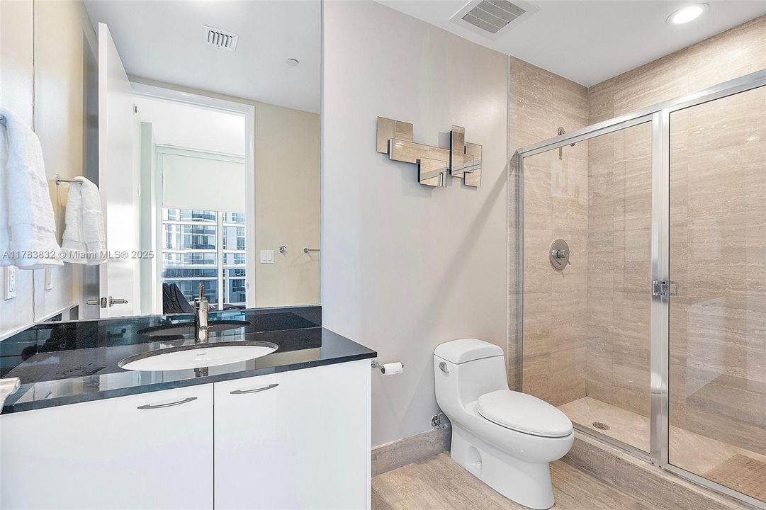 Недавно арендовано: $8,500 (3 спален, 3 ванн, 1974 Квадратных фут)