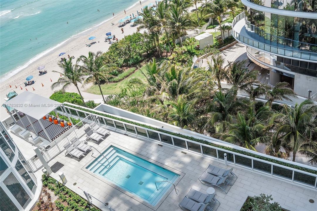 Недавно арендовано: $8,500 (3 спален, 3 ванн, 1974 Квадратных фут)