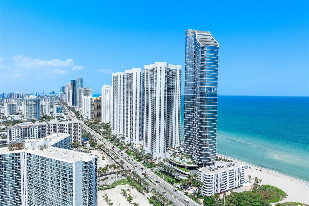 Недавно арендовано: $8,500 (3 спален, 3 ванн, 1974 Квадратных фут)