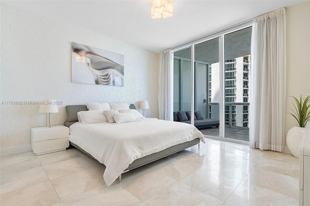 Недавно арендовано: $8,500 (3 спален, 3 ванн, 1974 Квадратных фут)