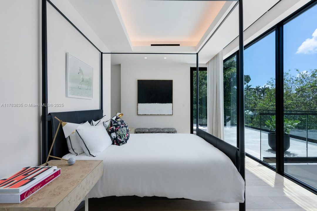En Venta: $19,999,000 (4 camas, 4 baños, 5146 Pies cuadrados)