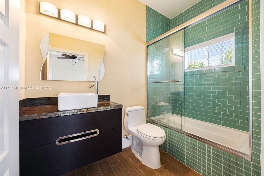 待售: $1,950,000 (4 贝兹, 5 浴室, 3198 平方英尺)