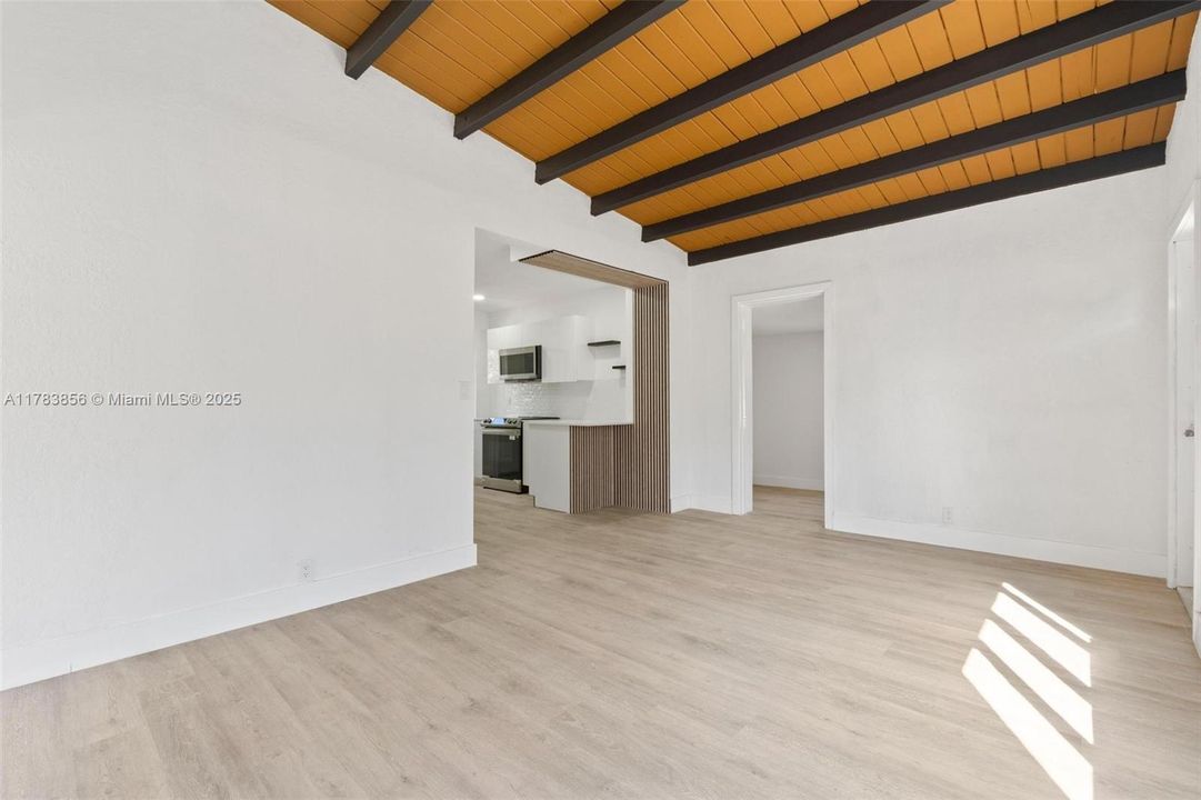 Недавно продано: $489,000 (3 спален, 2 ванн, 0 Квадратных фут)