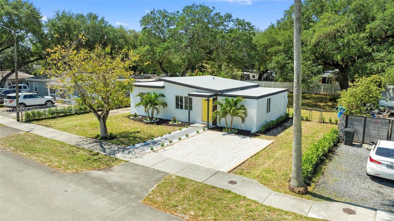 Недавно продано: $489,000 (3 спален, 2 ванн, 0 Квадратных фут)