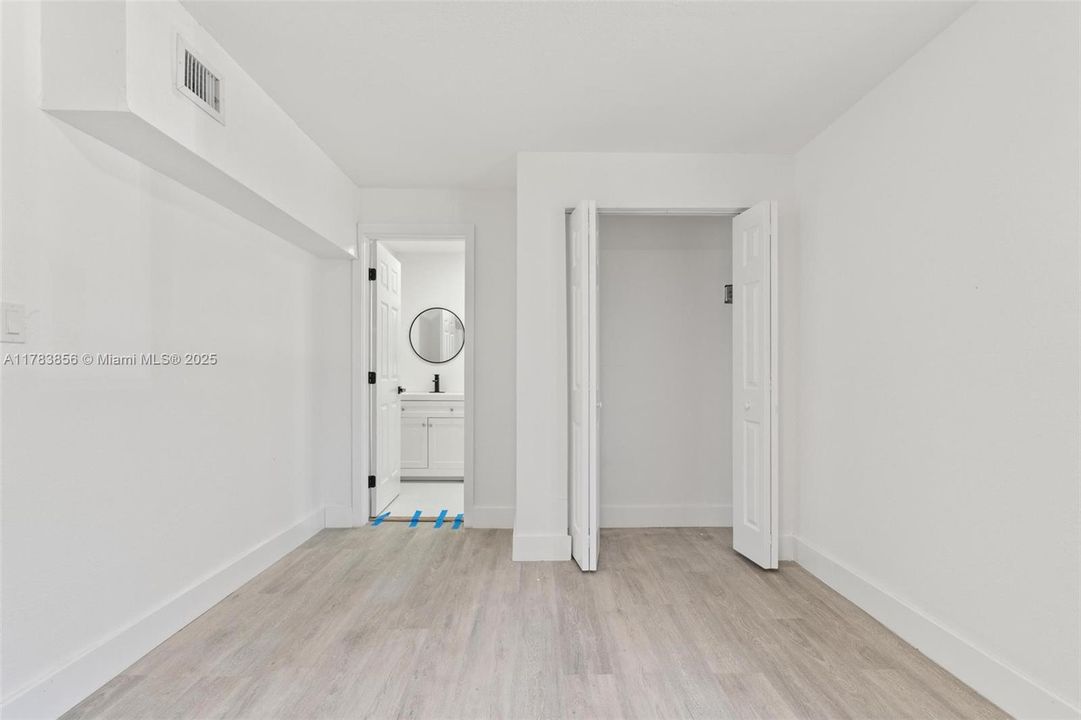 Недавно продано: $489,000 (3 спален, 2 ванн, 0 Квадратных фут)