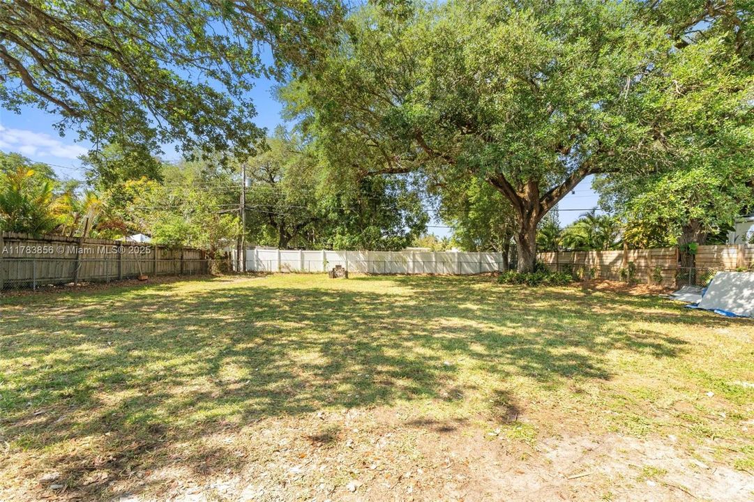 Недавно продано: $489,000 (3 спален, 2 ванн, 0 Квадратных фут)