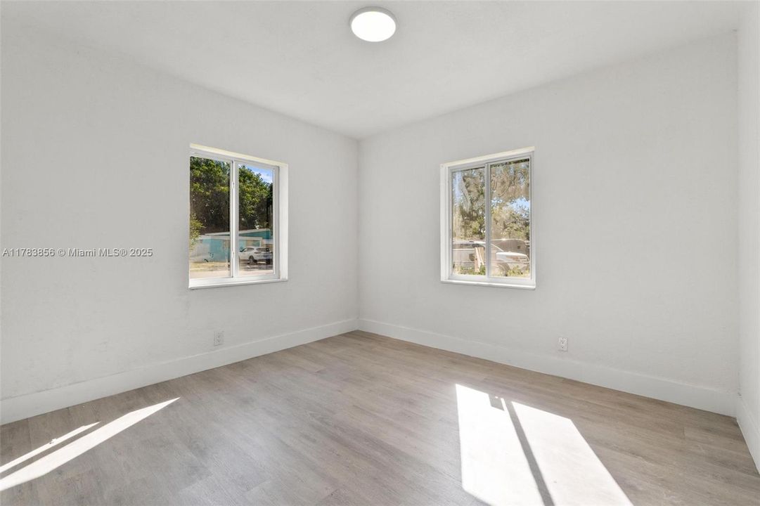 Недавно продано: $489,000 (3 спален, 2 ванн, 0 Квадратных фут)