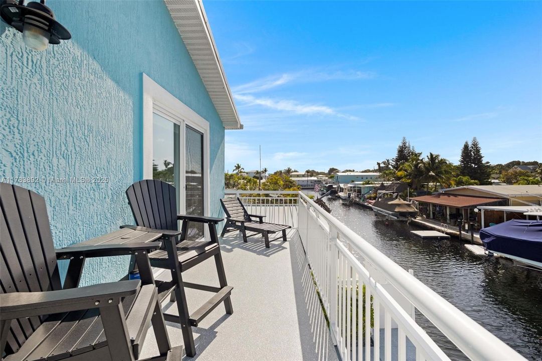 Recently Sold: $1,479,990 (3 beds, 2 baths, 1296 Square Feet)