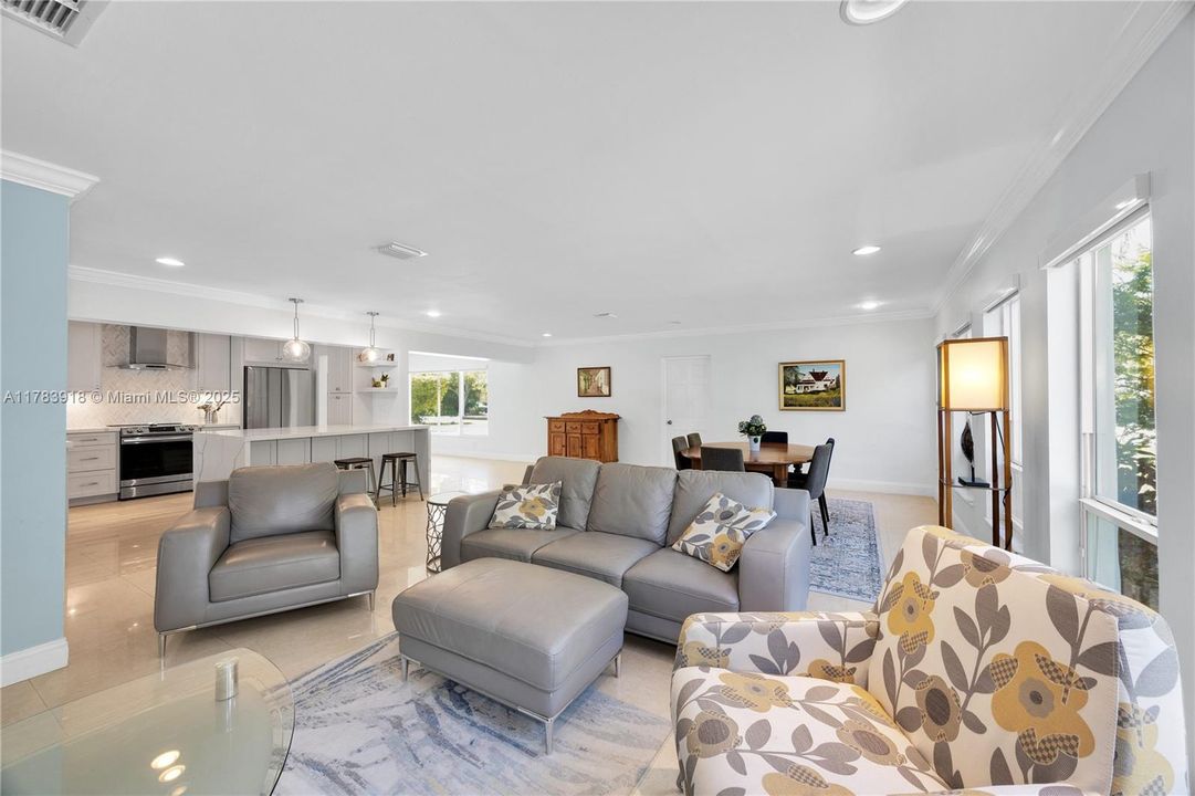 Recently Sold: $1,999,000 (5 beds, 4 baths, 2508 Square Feet)