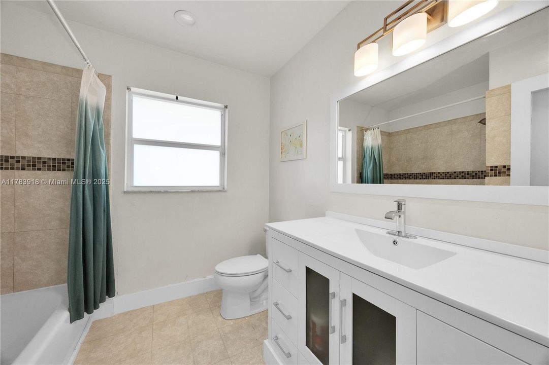 Recently Sold: $1,999,000 (5 beds, 4 baths, 2508 Square Feet)