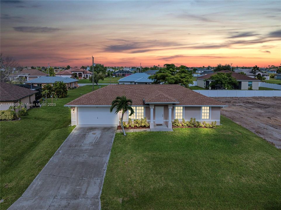 合同活跃: $270,000 (3 贝兹, 2 浴室, 0 平方英尺)