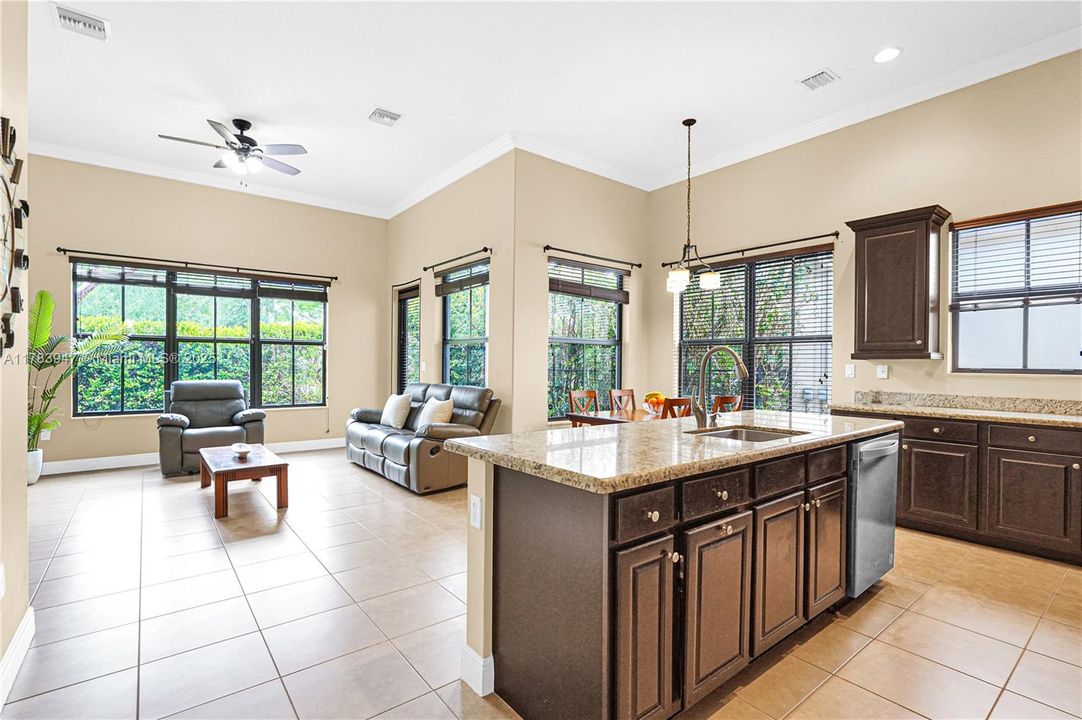 Recently Sold: $969,500 (4 beds, 3 baths, 2320 Square Feet)