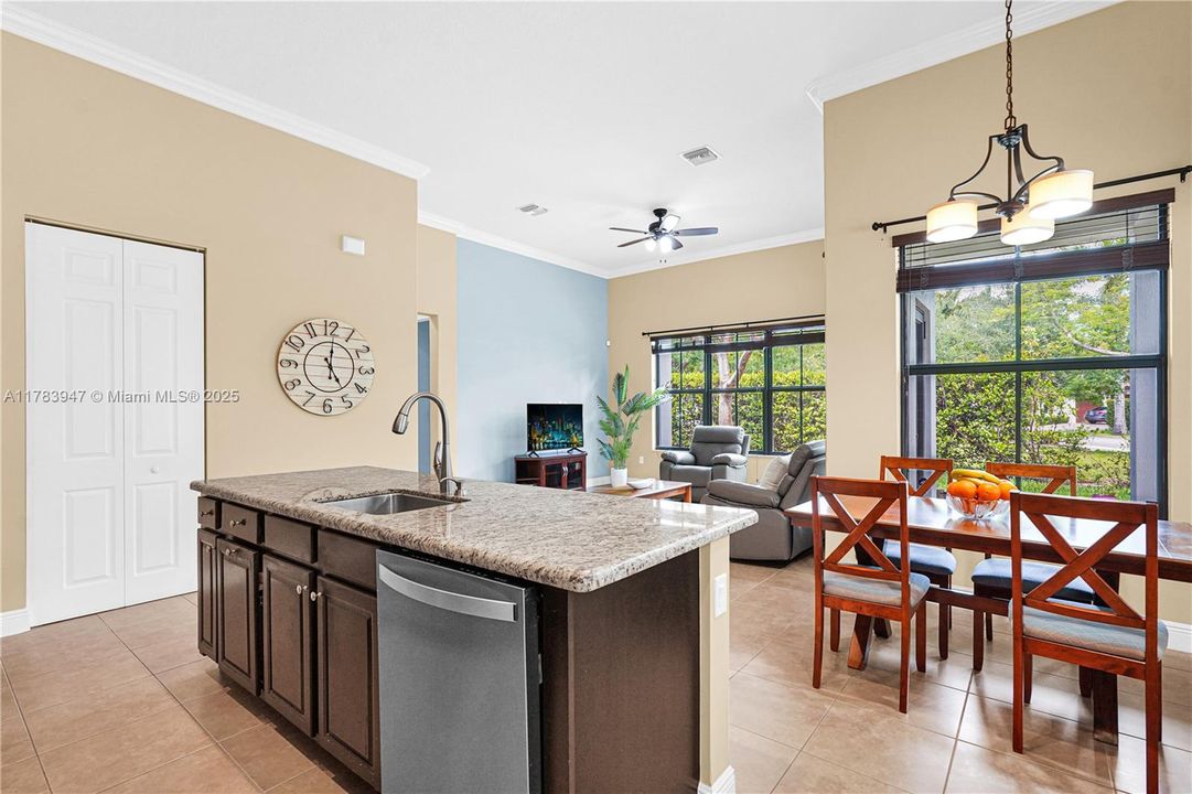 Recently Sold: $969,500 (4 beds, 3 baths, 2320 Square Feet)