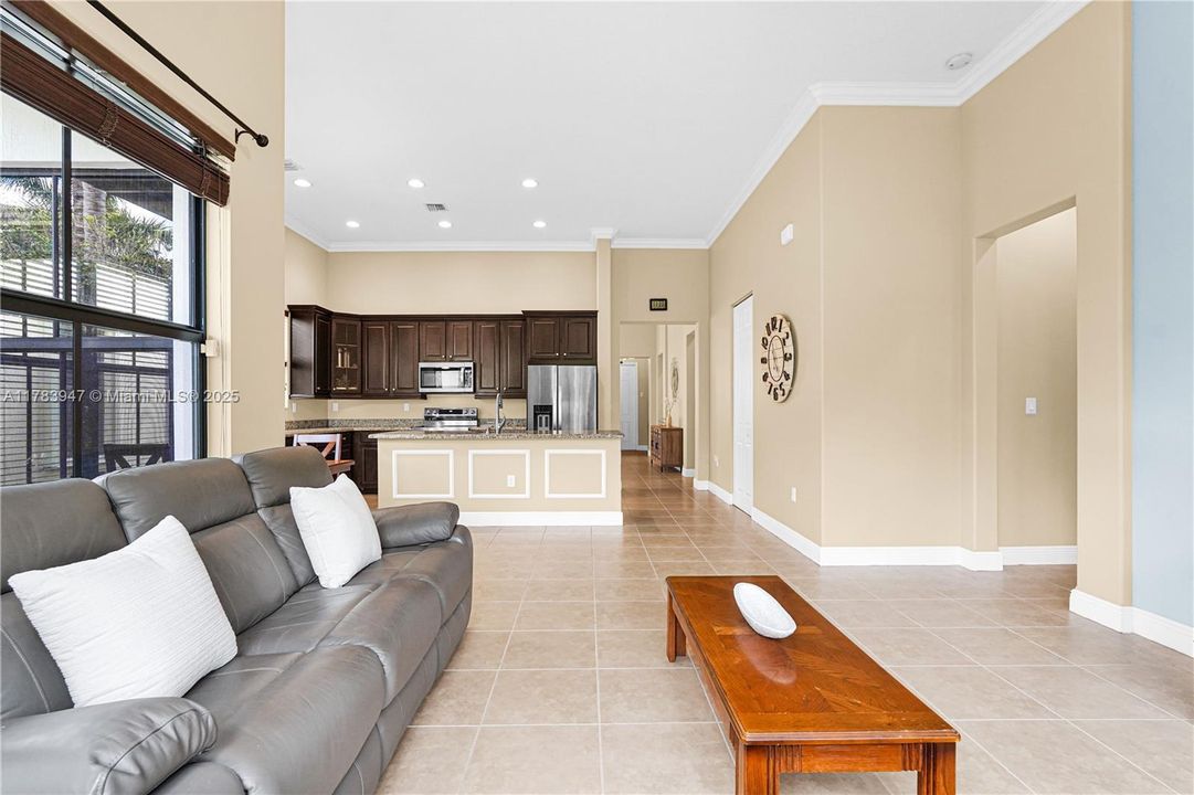 Recently Sold: $969,500 (4 beds, 3 baths, 2320 Square Feet)