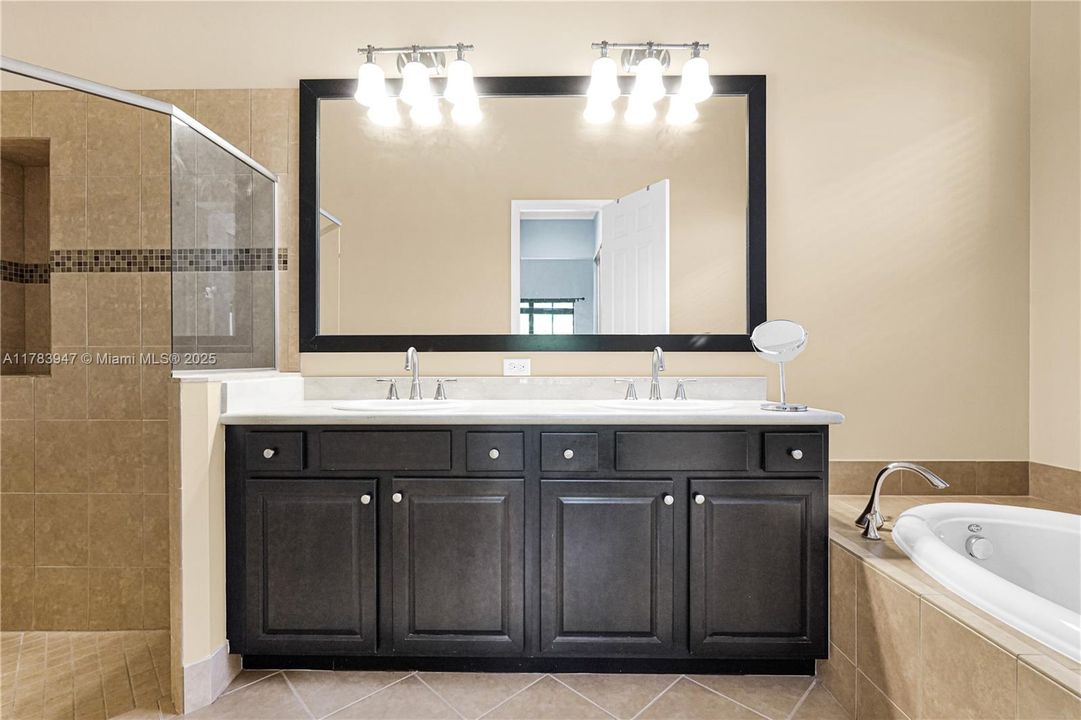 Recently Sold: $969,500 (4 beds, 3 baths, 2320 Square Feet)