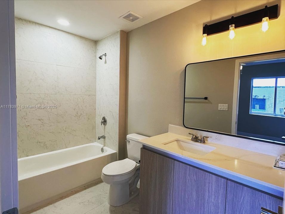 For Sale: $537,500 (0 beds, 0 baths, 1400 Square Feet)