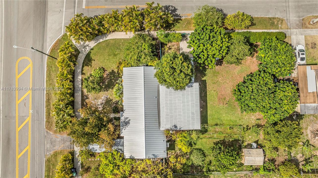 Недавно продано: $599,000 (3 спален, 2 ванн, 1710 Квадратных фут)