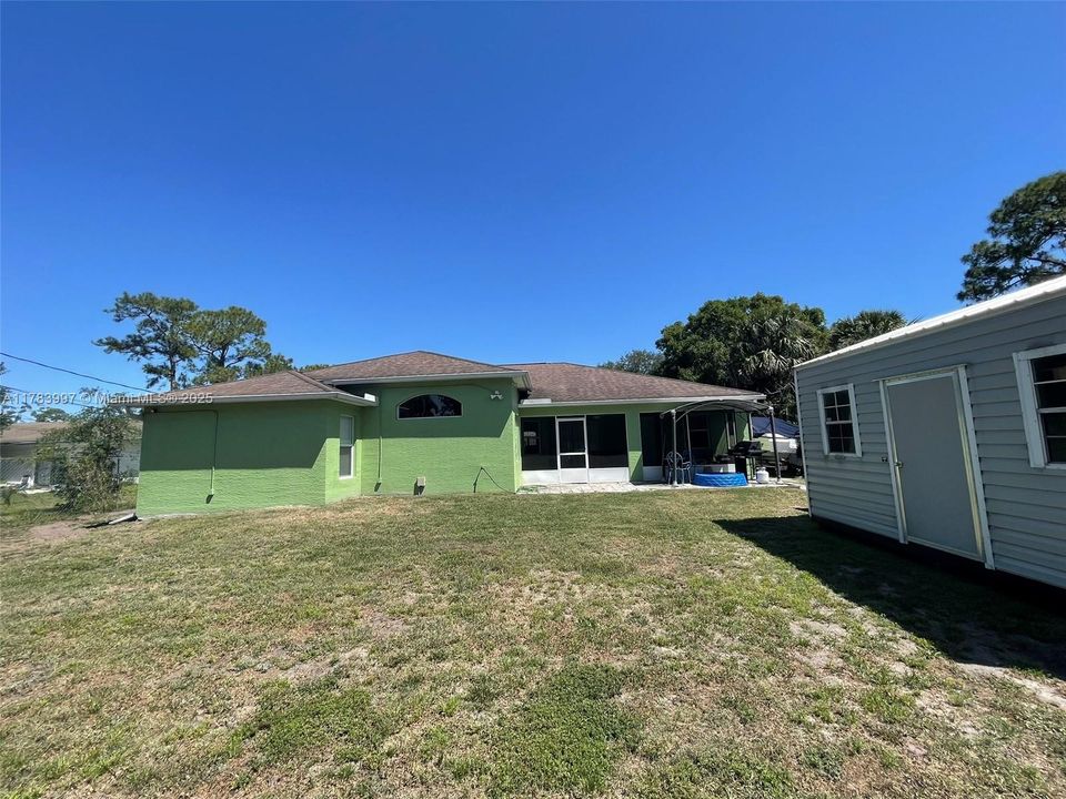 Active With Contract: $395,000 (4 beds, 2 baths, 1816 Square Feet)