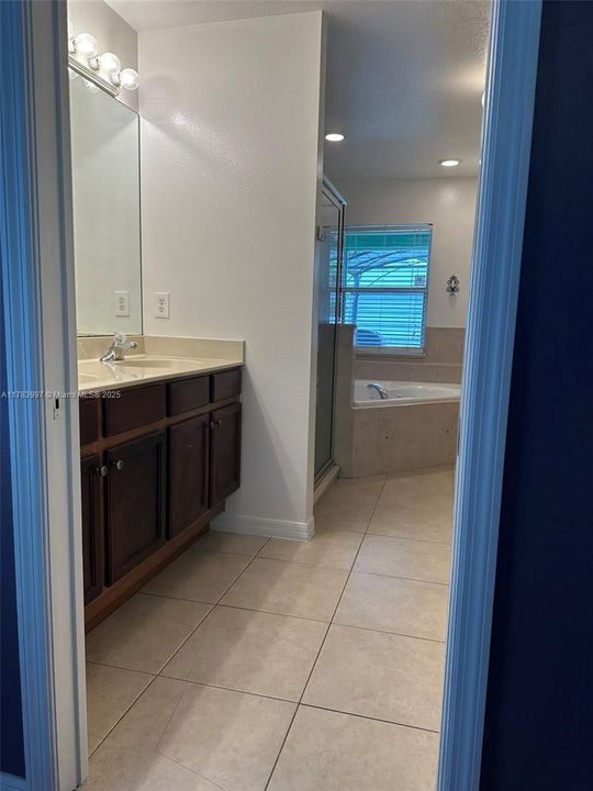 Active With Contract: $395,000 (4 beds, 2 baths, 1816 Square Feet)