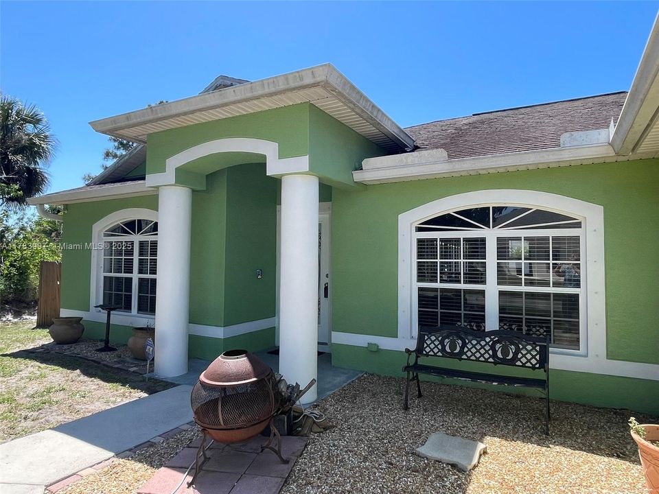 Active With Contract: $395,000 (4 beds, 2 baths, 1816 Square Feet)