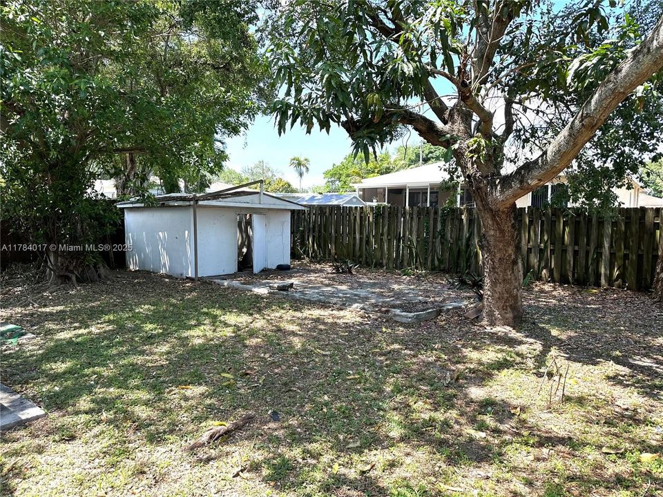 Недавно продано: $325,000 (2 спален, 1 ванн, 816 Квадратных фут)