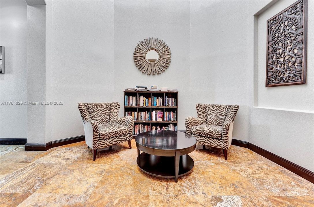 Недавно продано: $1,295,000 (5 спален, 4 ванн, 4717 Квадратных фут)