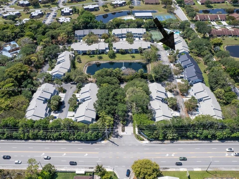 Recently Sold: $339,000 (2 beds, 2 baths, 1323 Square Feet)