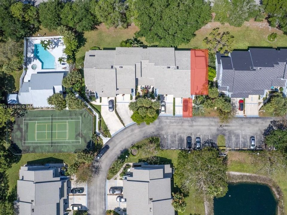 Recently Sold: $339,000 (2 beds, 2 baths, 1323 Square Feet)