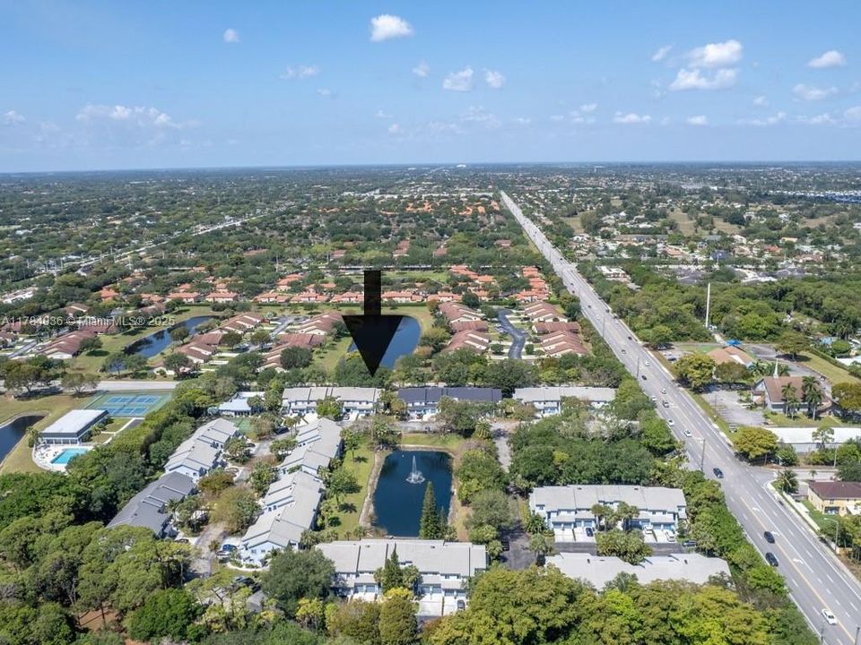 Recently Sold: $339,000 (2 beds, 2 baths, 1323 Square Feet)