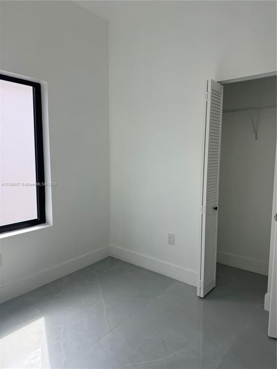 Недавно продано: $525,000 (4 спален, 2 ванн, 0 Квадратных фут)