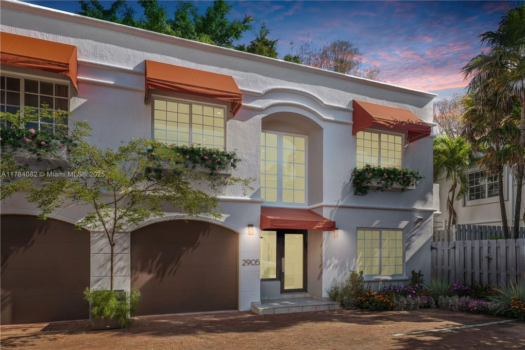 最近售出: $1,299,000 (3 贝兹, 2 浴室, 1637 平方英尺)