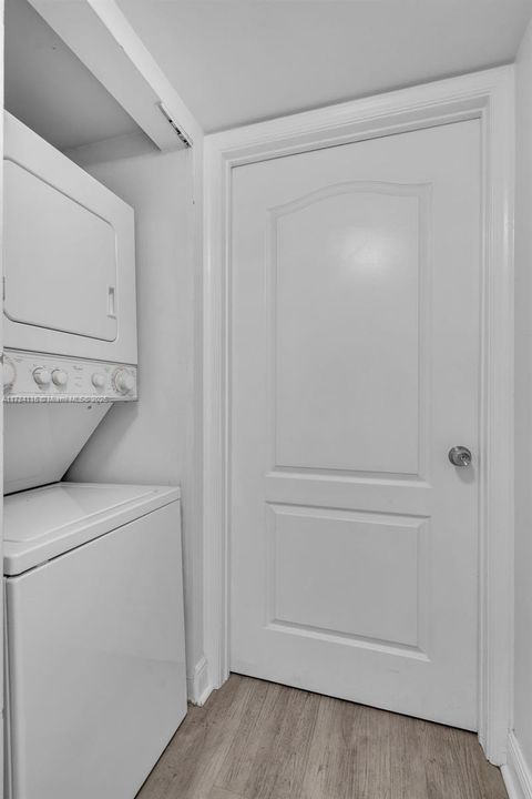 En Venta: $700,000 (2 camas, 2 baños, 1105 Pies cuadrados)