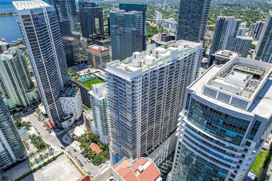 En Venta: $700,000 (2 camas, 2 baños, 1105 Pies cuadrados)