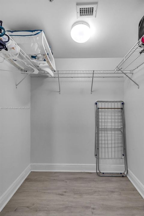 En Venta: $700,000 (2 camas, 2 baños, 1105 Pies cuadrados)