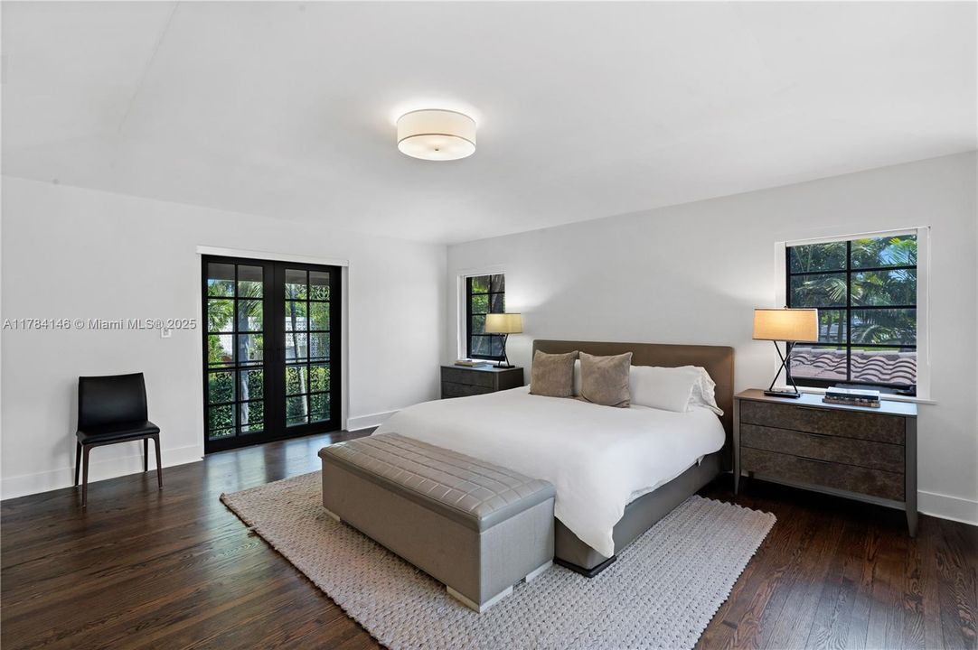 For Sale: $5,350,000 (4 beds, 4 baths, 3886 Square Feet)