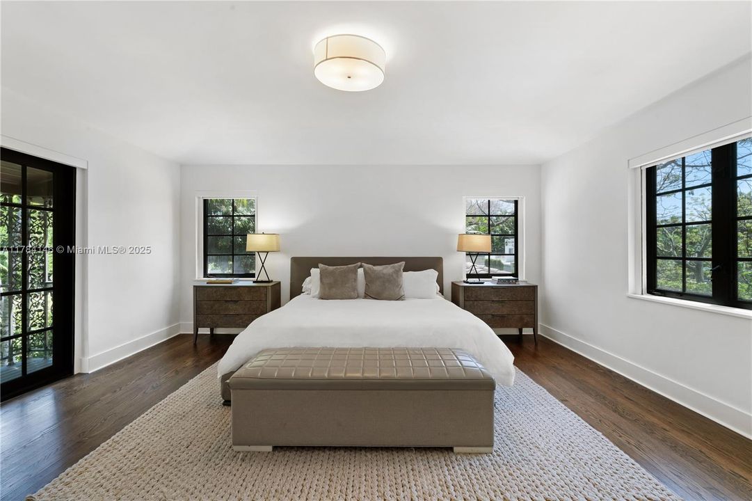 For Sale: $5,350,000 (4 beds, 4 baths, 3886 Square Feet)