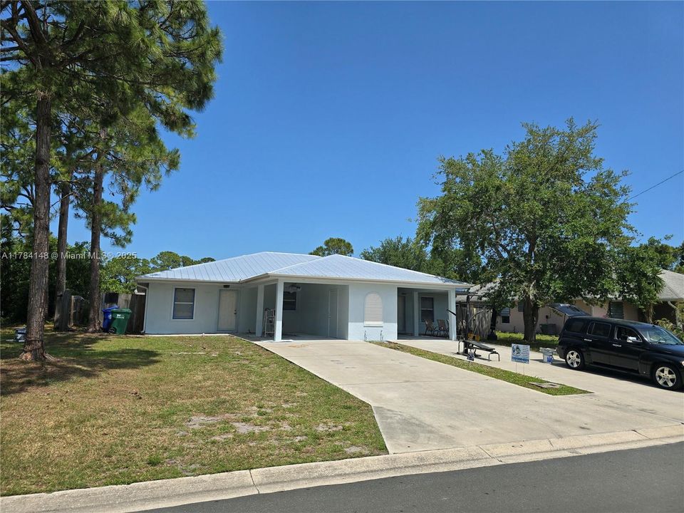 Недавно продано: $475,000 (0 спален, 0 ванн, 2296 Квадратных фут)