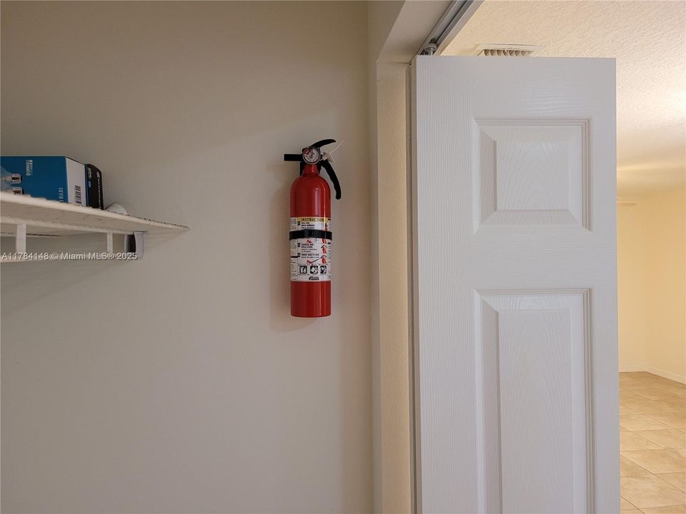 Недавно продано: $475,000 (0 спален, 0 ванн, 2296 Квадратных фут)