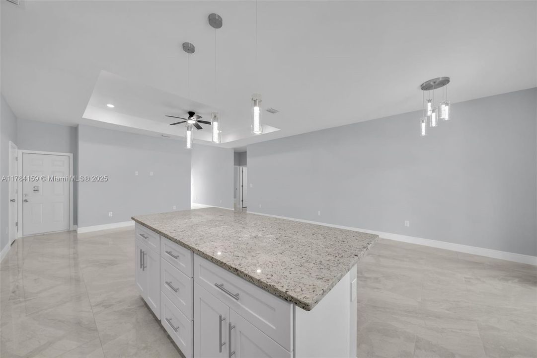 Recently Sold: $375,000 (4 beds, 2 baths, 1800 Square Feet)