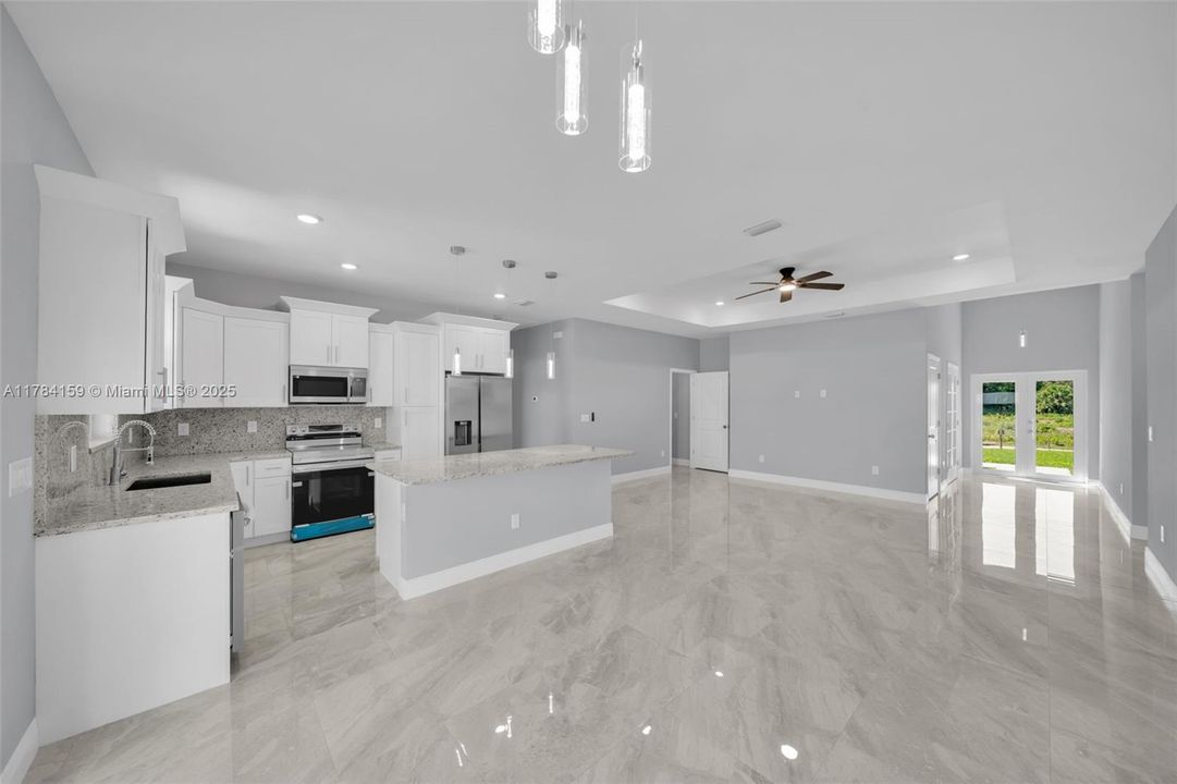 Recently Sold: $375,000 (4 beds, 2 baths, 1800 Square Feet)