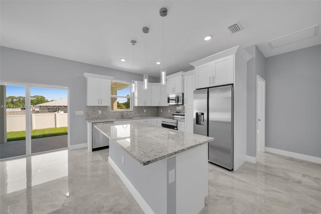 Recently Sold: $375,000 (4 beds, 2 baths, 1800 Square Feet)