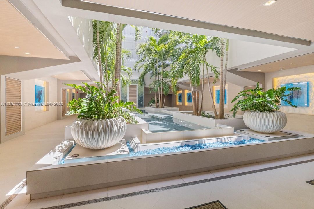 Vendido Recientemente: $1,600,000 (2 camas, 2 baños, 1670 Pies cuadrados)