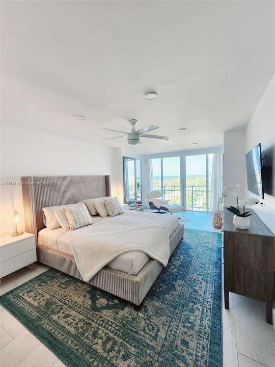 Vendido Recientemente: $1,600,000 (2 camas, 2 baños, 1670 Pies cuadrados)